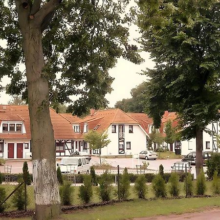 Nr. A08 * Gustow (Vorpommern-Rugen)